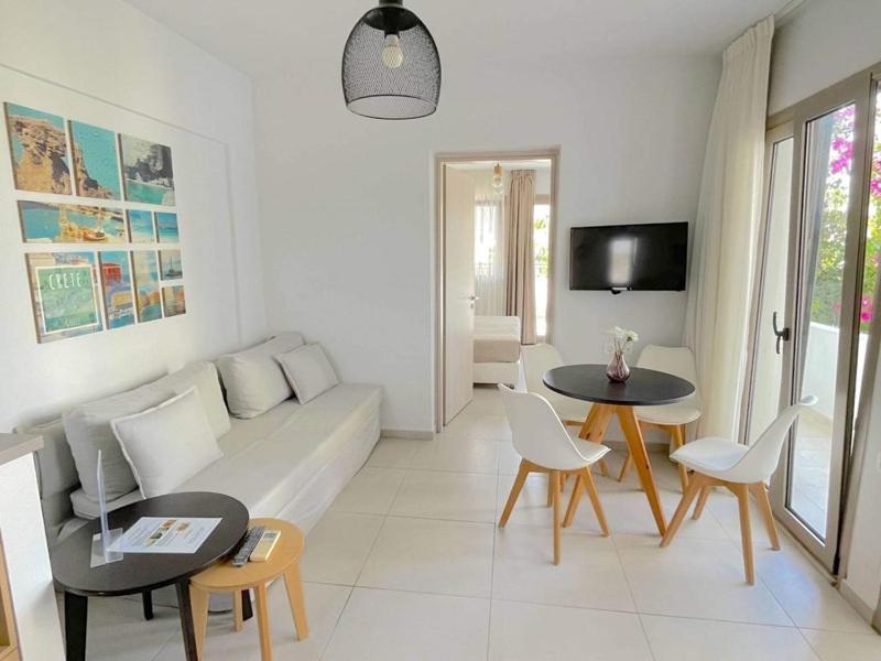 Minoa Apartments Amoudara  ภายนอก รูปภาพ